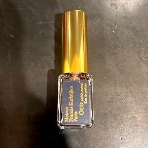 Maison Francis Kurkdjian oud satin mood